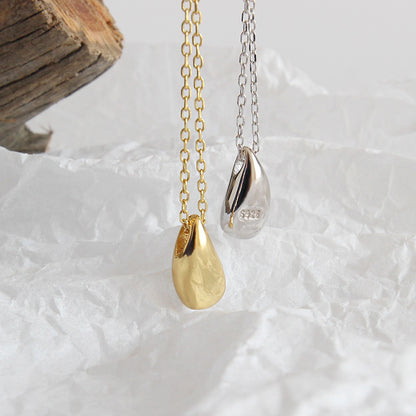 collarbone chain INS temperament light luxury high-end sense simple S925 pure silver water droplet pendant necklace for women